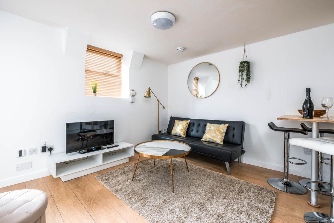 Cosy Flat In Free Parking Area, Next To Bus Stop Hove Extérieur photo