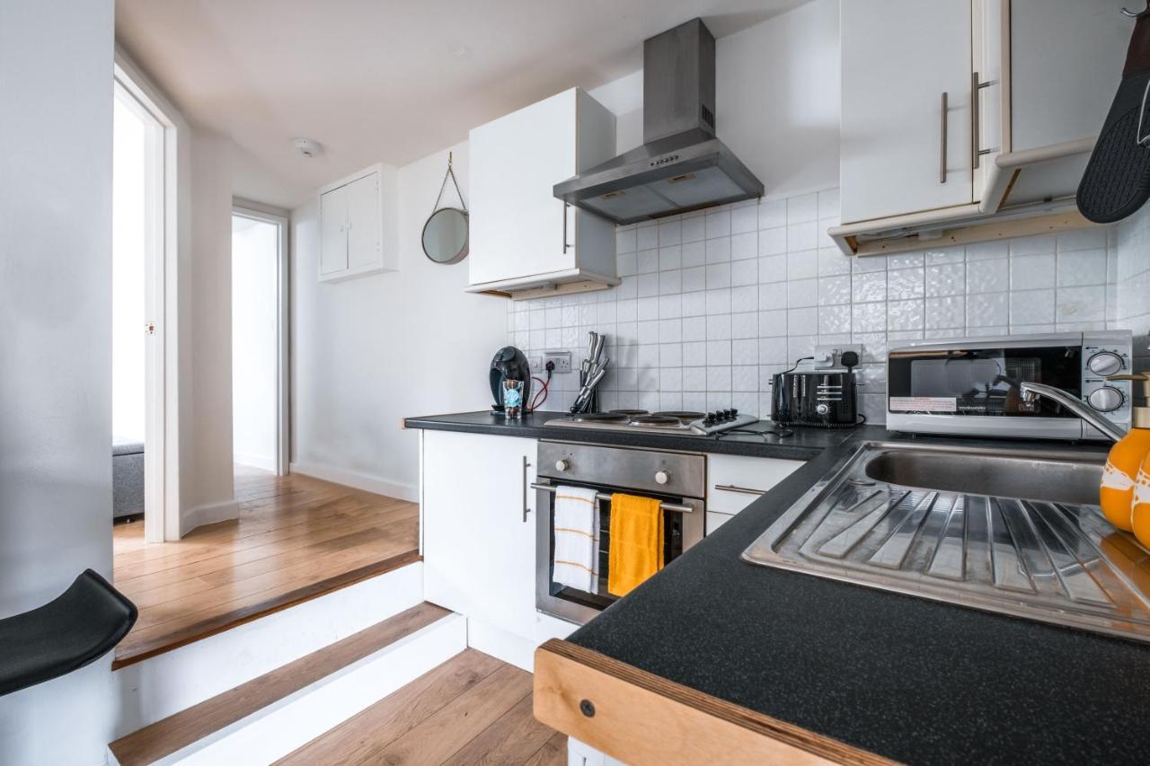 Cosy Flat In Free Parking Area, Next To Bus Stop Hove Extérieur photo
