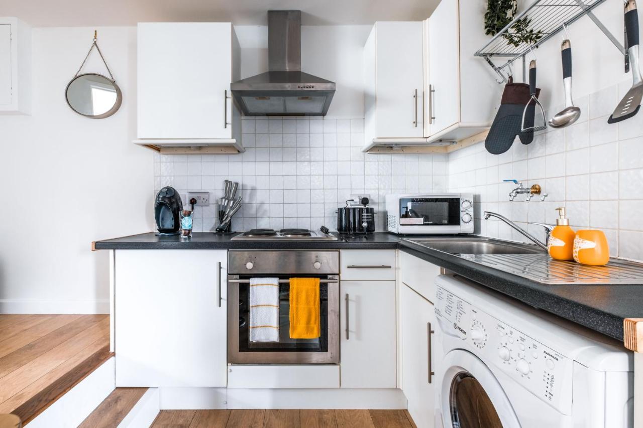 Cosy Flat In Free Parking Area, Next To Bus Stop Hove Extérieur photo